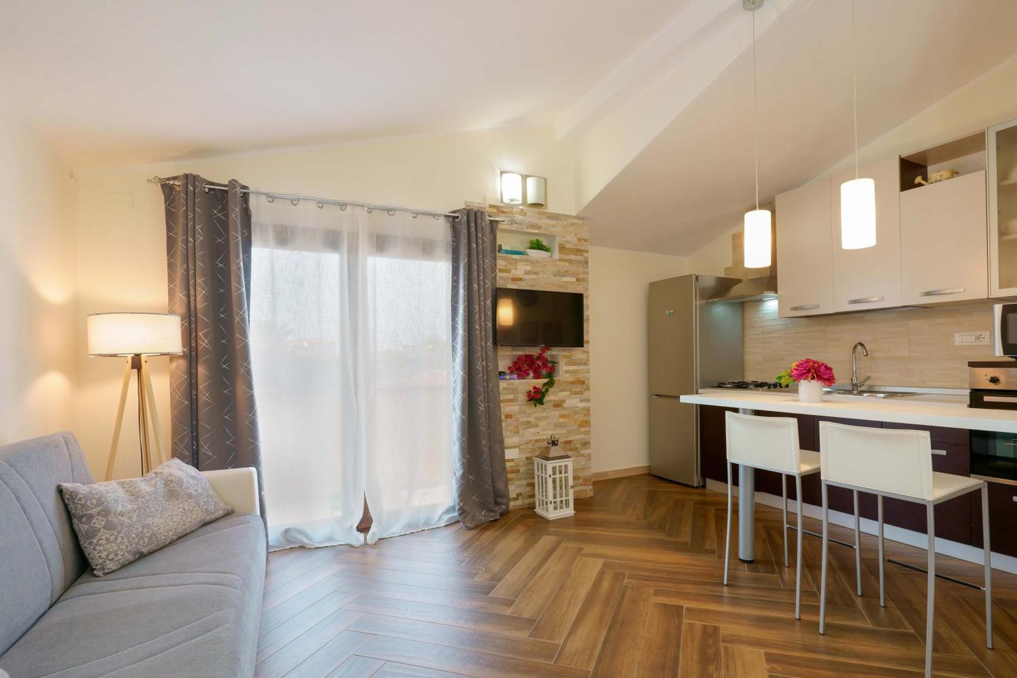 Exclusive Use Swimming Pool Available From June To September Cagliari Extérieur photo